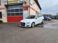 Gebraucht Audi A3 Sportback Sport 116 PS (85 kW) 2019 Weiß Kleinwagen