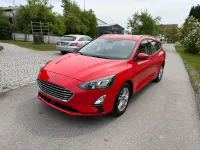 Gebraucht Ford Focus Cool & Connect 101 PS (74 kW) 2021 Rot Kombi