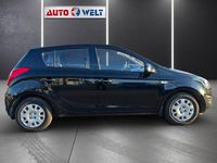 Gebraucht Hyundai i20 86 PS (63 kW) 2013 Schwarz Kleinwagen