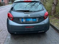 Gebraucht Peugeot 208 82 PS (60 kW) 2017 Grau Kleinwagen