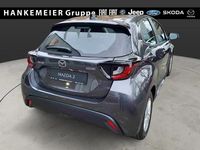 Neu Mazda 2 Center-Line 85 PS (62 kW) 2026 Grau Limousine