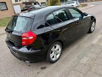 Gebraucht BMW 116 116 PS (85 kW) 2007 Schwarz Kleinwagen