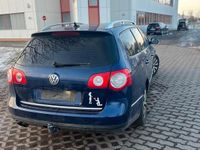 Gebraucht VW Passat 170 PS (125 kW) 2010 Blau Kombi