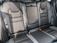 Gebraucht Volvo V60 Plus 197 PS (144 kW) 2022 Thunder grey / metallic Kombi