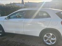 Gebraucht Mercedes GLA200 Style 156 PS (114 kW) 2019 Weiß SUV