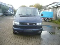 Second-hand VW Caravelle 102 CP (75 kW) 1998 Albastru Van