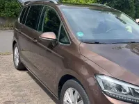 Gebraucht VW Touran Highline 150 PS (110 kW) 2015 Braun Van / Kleinbus