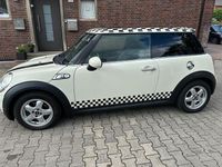 Gebraucht Mini Cooper 120 PS (88 kW) 2010 Weiß Kleinwagen