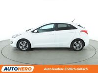 Gebraucht Hyundai i30 Passion 101 PS (74 kW) 2017 Weiß Limousine