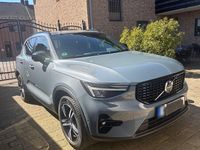 Gebraucht Volvo XC40 Plus 163 PS (119 kW) 2023 Grau SUV