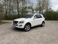 Gebraucht Mercedes ML300 204 PS (150 kW) 2011 Weiß SUV