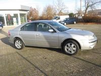 Gebraucht Ford Mondeo Ghia 125 PS (91 kW) 2006 Kristallsilber metallic Limousine