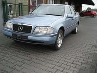 Gebraucht Mercedes C220 Elegance 150 PS (110 kW) 1994 Blau Limousine