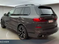 Gebraucht BMW X7 Efficient Dynamics 340 PS (250 kW) 2022 Bmw individual dravitgrau metal SUV