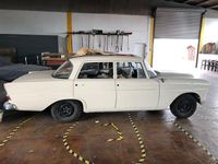 Second-hand Mercedes 190 1962 Bej Berlinǎ