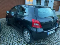 Gebraucht Toyota Yaris 69 PS (50 kW) 2007 Schwarz Kleinwagen