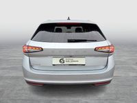 Gebraucht Skoda Superb Selection 150 PS (110 kW) 2024 Silber Kombi