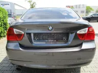Gebraucht BMW 318 129 PS (94 kW) 2005 Grau Limousine