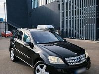 Gebraucht Mercedes ML320 224 PS (164 kW) 2007 Schwarz SUV