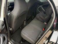 Gebraucht Smart ForFour Electric Drive 60 kW (82 PS) 2018 Weiß Kleinwagen