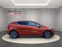 Gebraucht Kia ProCeed Spirit 206 PS (151 kW) 2015 Orange Kleinwagen