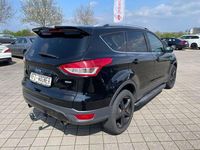 Gebraucht Ford Kuga Titanium 150 PS (110 kW) 2016 Schwarz SUV