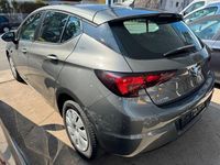 Gebraucht Opel Astra Edition 125 PS (91 kW) 2018 Blau Limousine