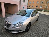Gebraucht Lancia Delta 120 PS (88 kW) 2011 Silber Kleinwagen