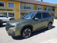 Neu Subaru Forester Active 136 PS (100 kW) 2026 Grün SUV