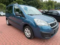 Gebraucht Peugeot Partner Tepee 110 PS (80 kW) 2017 Blau Van / Kleinbus