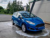 Gebraucht Ford Fiesta 125 PS (91 kW) 2015 Blau Kleinwagen