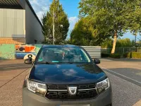 Gebraucht Dacia Sandero 73 PS (53 kW) 2017 Blau Kleinwagen