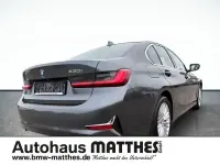 Gebraucht BMW 330 Luxury Line 258 PS (189 kW) 2019 Grau Limousine