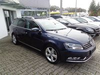 Gebraucht VW Passat Highline 140 PS (102 kW) 2012 Blau metallic Kombi