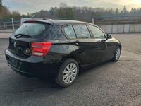 Gebraucht BMW 114 102 PS (75 kW) 2014 Schwarz Kleinwagen