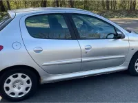 Gebraucht Peugeot 206 74 PS (54 kW) 2005 Grau Kleinwagen