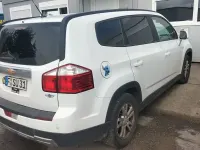 Gebraucht Chevrolet Orlando LT 141 PS (103 kW) 2011 Weiß Van / Kleinbus