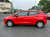 Gebraucht Ford Fiesta 101 PS (74 kW) 2019 Rot Kleinwagen