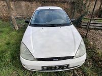 Second-hand Ford Focus 75 CP (55 kW) 1999 Alb Break