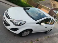 Gebraucht Opel Corsa Selection 69 PS (50 kW) 2014 Weiß Kleinwagen