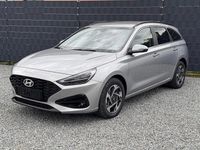 Neu Hyundai i30 140 PS (102 kW) 2025 Shimmering silver Kombi