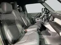 Neu Land Rover Defender S 200 PS (147 kW) 2026 Grün SUV
