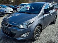 Gebraucht Hyundai i20 Classic 86 PS (63 kW) 2014 Schwarz Kleinwagen