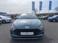 Gebraucht Hyundai i20 Select 79 PS (58 kW) 2025 Mangrove green Kleinwagen