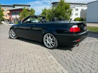 Używany BMW 320 170 KM (125 kW) 2003 Czarny Kabriolet