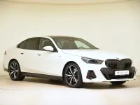 Gebraucht BMW 540 M Sport 286 PS (210 kW) 2025 Mineralweiß metallic Limousine