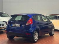 Gebraucht Ford Fiesta 101 PS (74 kW) 2017 Blau Limousine
