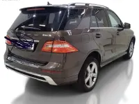 Gebraucht Mercedes ML350 306 PS (225 kW) 2012 Citrinbraun SUV