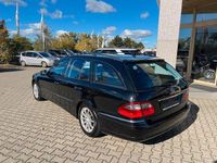 Gebraucht Mercedes E280 Avantgarde 190 PS (139 kW) 2007 Schwarz Limousine