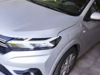 Używany Dacia Sandero 91 KM (66 kW) 2023 Szary Sedan/Limuzyna